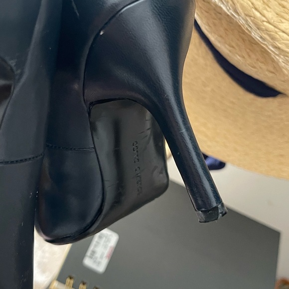 Black Women's Shoes - Picture 3 of 4